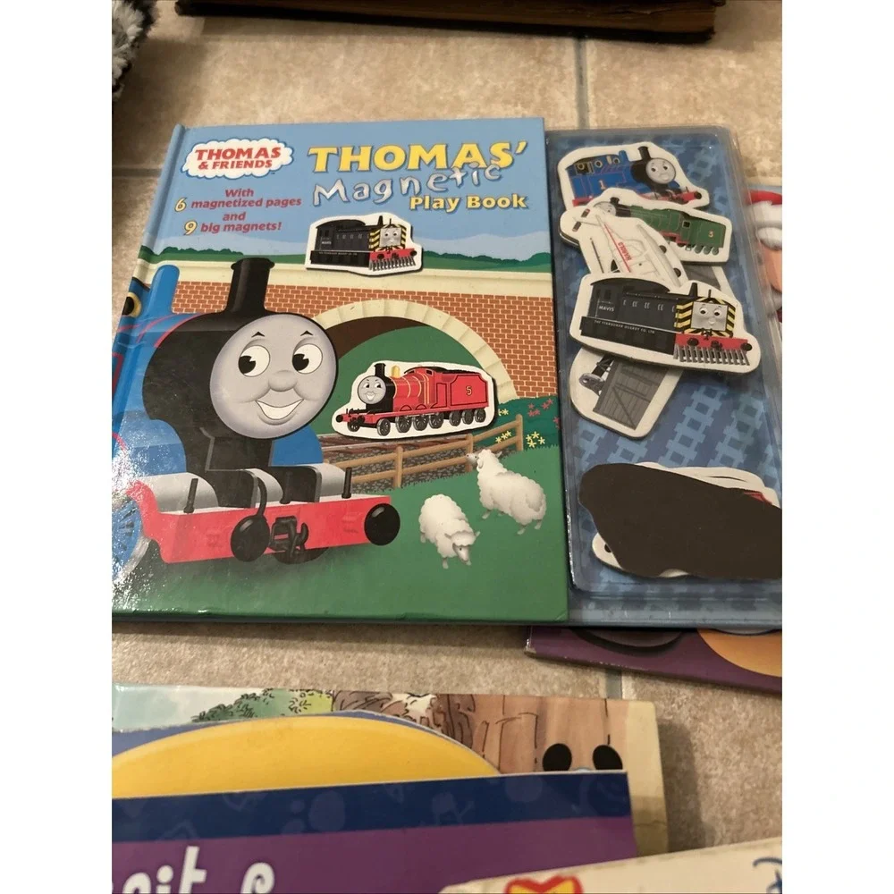 Lot Of 8 Children's Reader Vintage Books 2000's Blues Clues Pooh Thomas The Trai